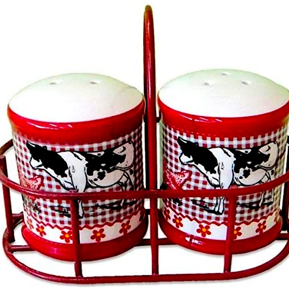 Cow and chicken salt and pepper ceramic shakers with red metal basket 🐄🐔
